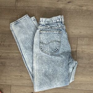 Lee jeans vintage 26x31 mom jeans tapered acid wash